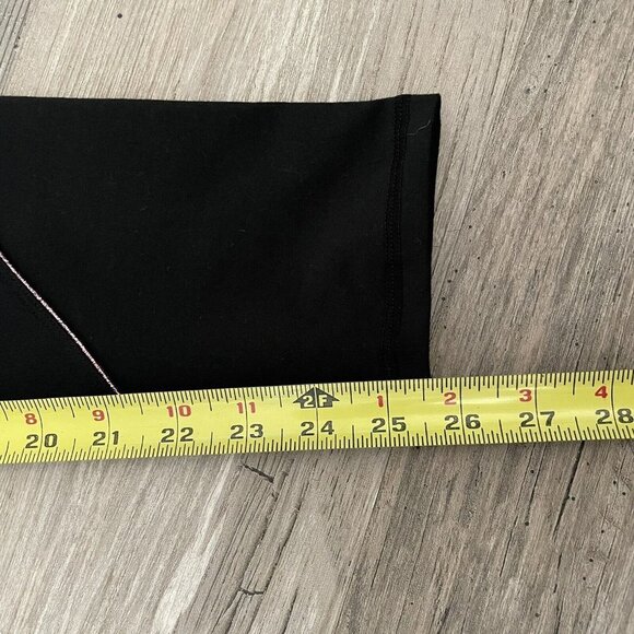 Women’s Fabletics Black with Pink‎ Accent Compression Leggings See Measurements - Picture 5 of 9